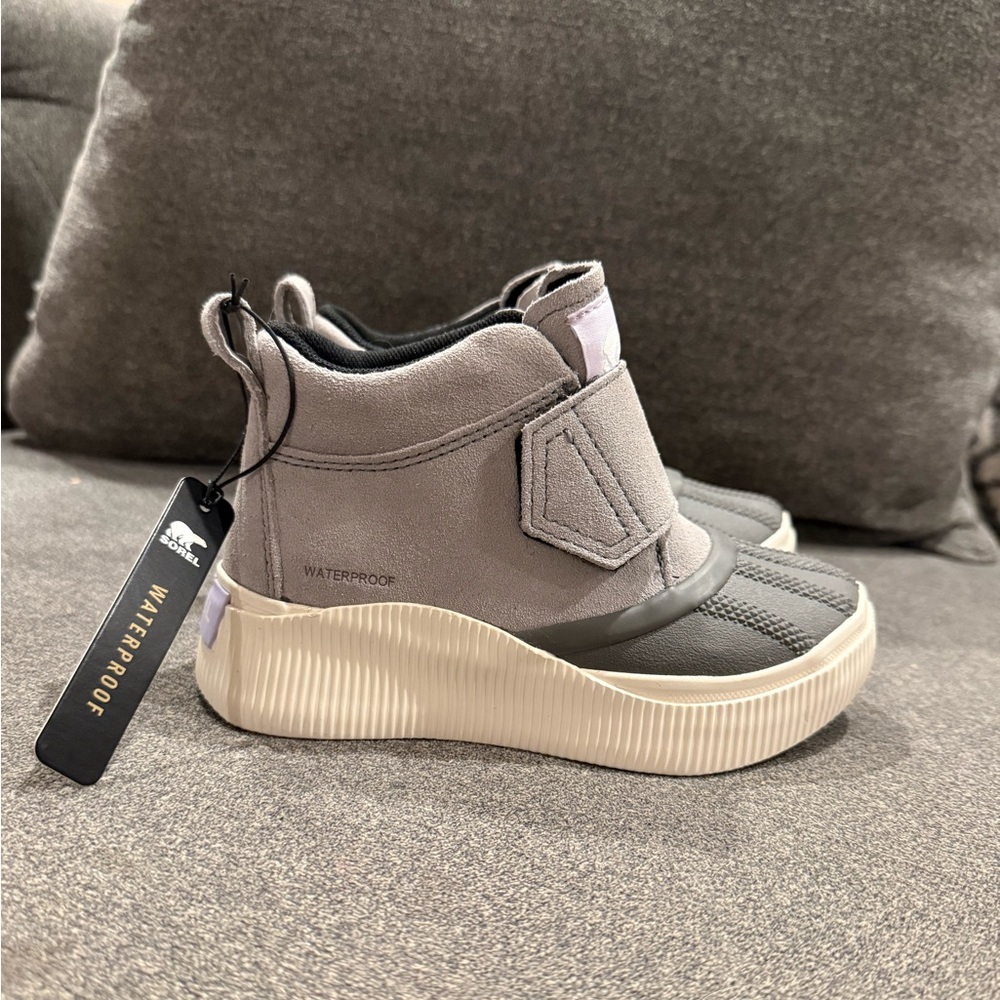 New Sorel Out N About IV Waterproof Duck Boot - Kids 12y